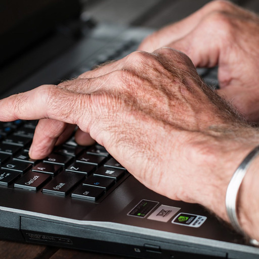 Sveriges seniorer är aktiva på internet