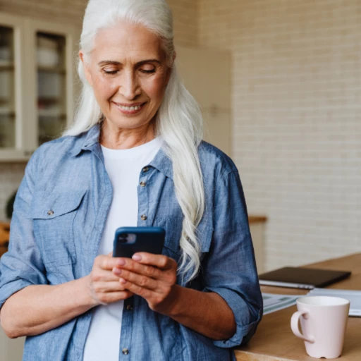 De bästa mobiltelefonerna för seniorer: enkelhet och funktionalitet